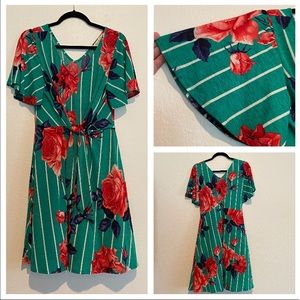 Like New Vine & Love Green Tie-Waist Dress